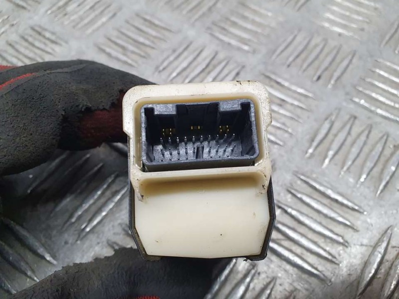 Recambio de mando retrovisor para toyota auris active referencia OEM IAM 3131T69  