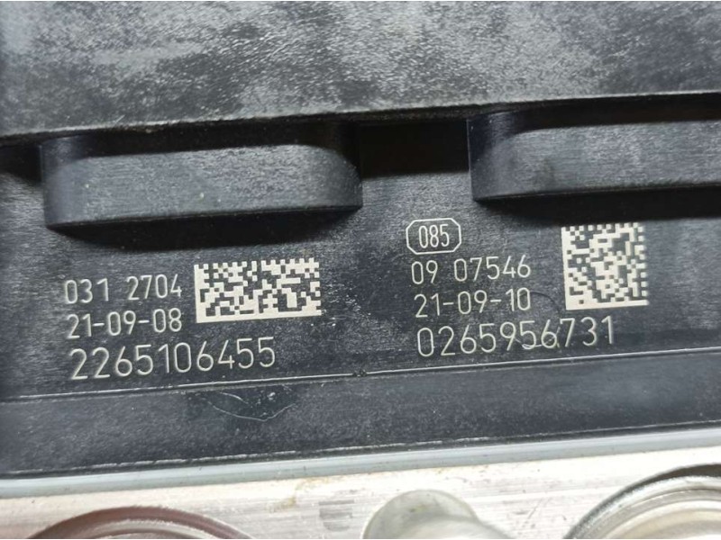 Recambio de abs para toyota aygo kgb40(hb)/kgb40l business referencia OEM IAM 445400H130 9970152 BOSCH