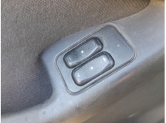 MANDO ELEVALUNAS DELANTERO IZQUIERDO 24411030 