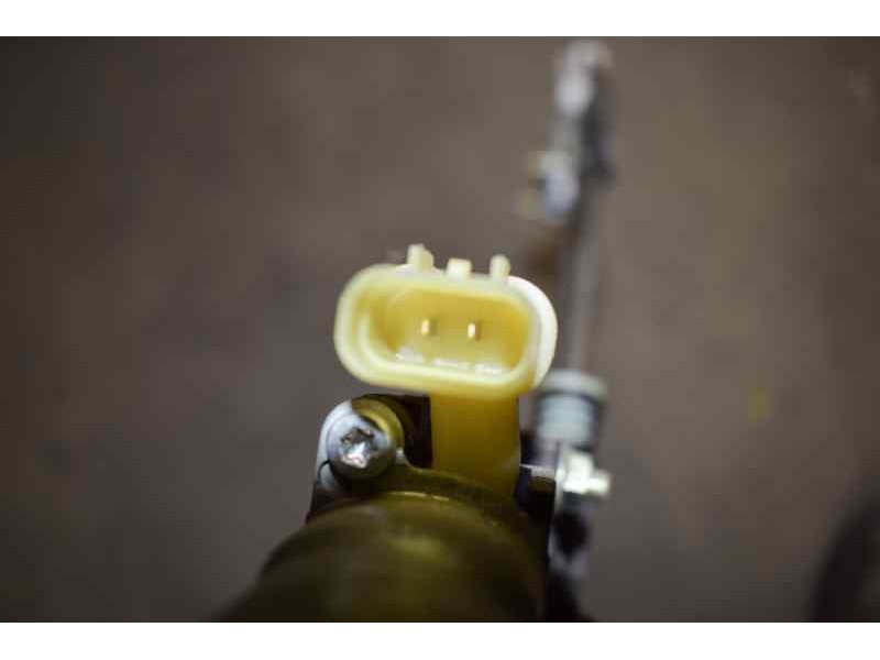 Recambio de elevalunas delantero izquierdo para kia rio 1.4 active referencia OEM IAM  2 PINS 