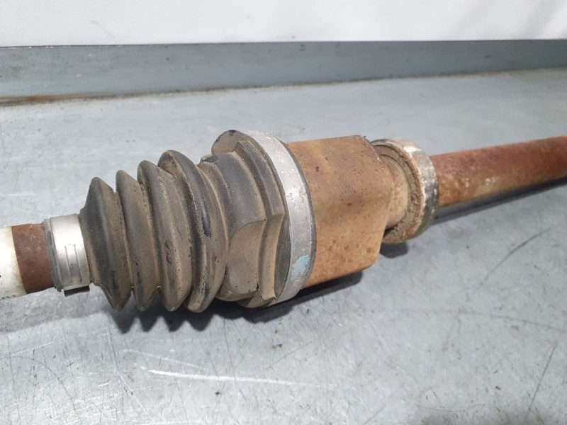 Recambio de transmision delantera derecha para renault grand modus authentique referencia OEM IAM 8200499586  