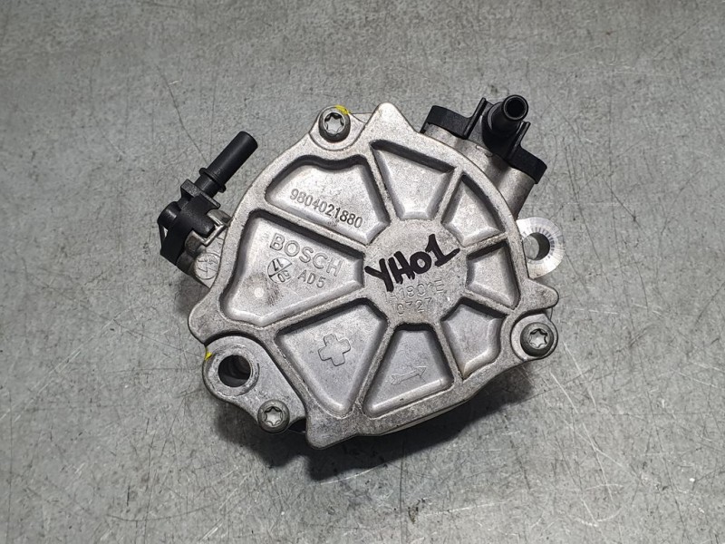 Recambio de depresor freno / bomba vacio para peugeot 3008 1.6 blue-hdi fap referencia OEM IAM 9804021880  BOSCH