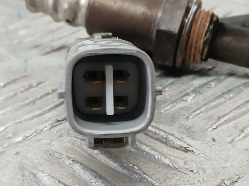 Recambio de sonda lambda para toyota auris hybrid business referencia OEM IAM 8946502380  DENSO