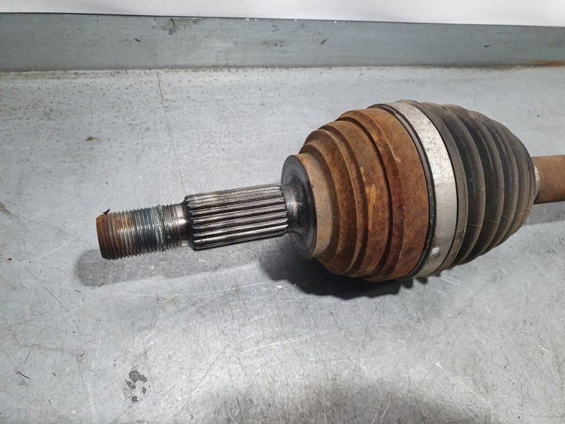 Recambio de transmision delantera derecha para renault grand modus authentique referencia OEM IAM 8200499586  