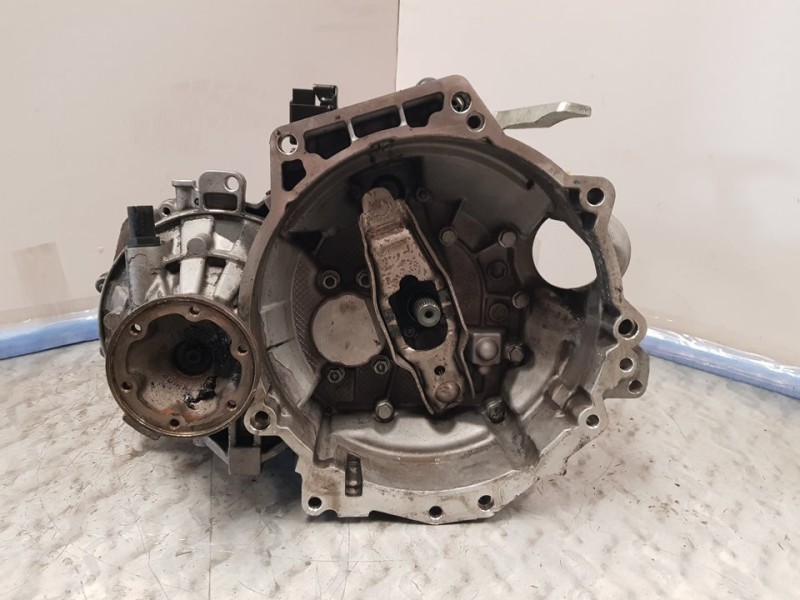 Recambio de caja cambios para skoda fabia (5j2 ) style referencia OEM IAM KFK 090410 5VELOCIDADES