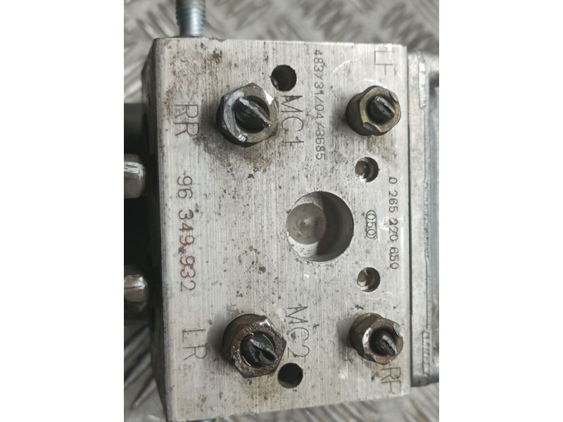 Recambio de abs para daewoo lacetti cdx referencia OEM IAM 96349932 0265220650 BOSCH