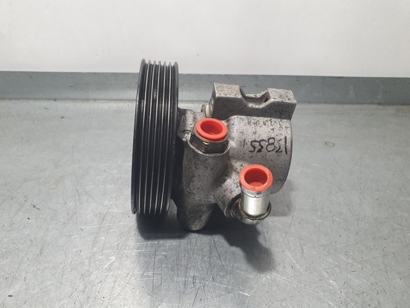 Recambio de bomba direccion para peugeot 306 berlina 3/4/5 puertas (s2) graffic referencia OEM IAM 9636070380 26086647 
