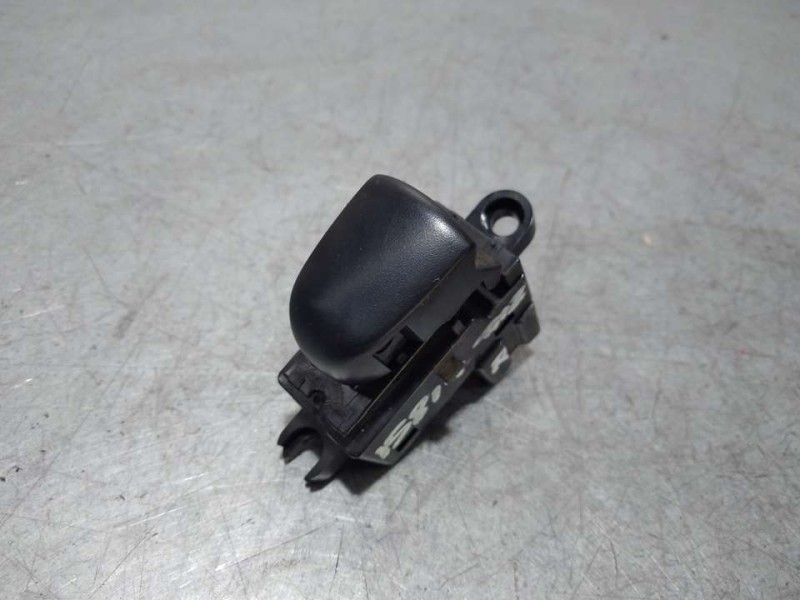 Recambio de mando elevalunas trasero izquierdo para nissan juke (f15) acenta referencia OEM IAM 254111KL5A  