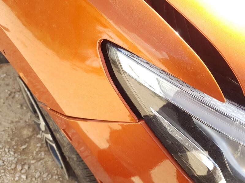 Recambio de aleta delantera derecha para mg zs suv (azs1) 1.5 vti referencia OEM IAM 10292956SEPP TOCADA 