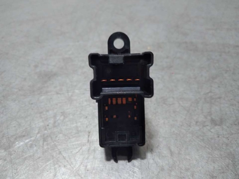 Recambio de mando elevalunas trasero izquierdo para nissan juke (f15) acenta referencia OEM IAM 254111KL5A  