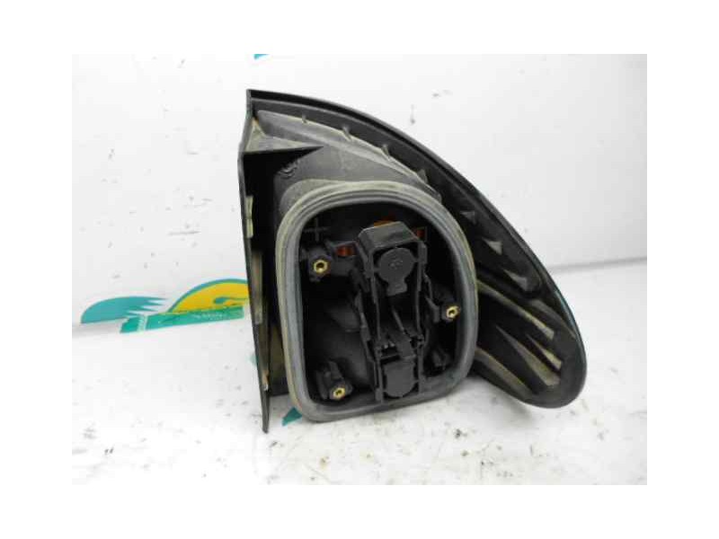 Recambio de piloto trasero izquierdo para renault laguna (b56) 2.2 dt rt referencia OEM IAM 7701038275  