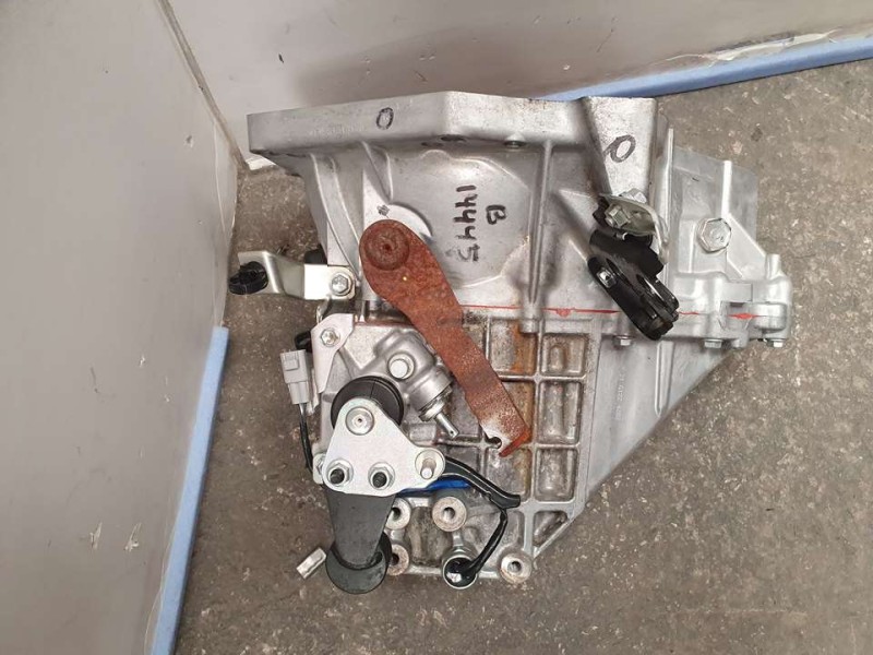 Recambio de caja cambios para toyota aygo kgb40(hb)/kgb40l business referencia OEM IAM 20TT55 4349170 5VELOCIDADES