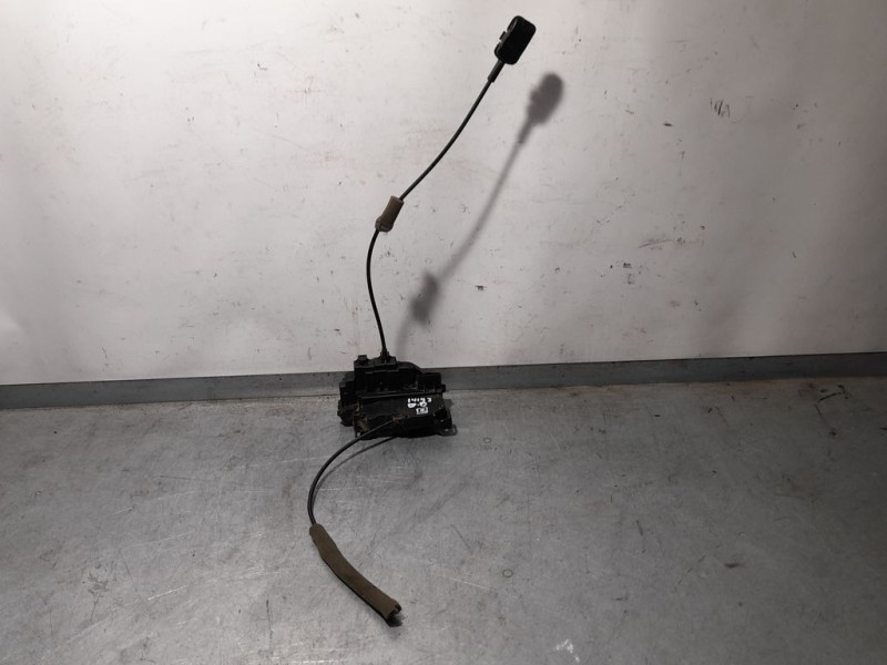 Recambio de cerradura puerta delantera derecha para renault master kasten l2h2 hka 3,5t doble cabina referencia OEM IAM SIN REF 