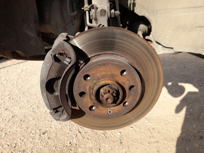 Recambio de mangueta delantera izquierda para opel corsa c (x01) 1.2 (f08, f68) referencia OEM IAM 9156140  