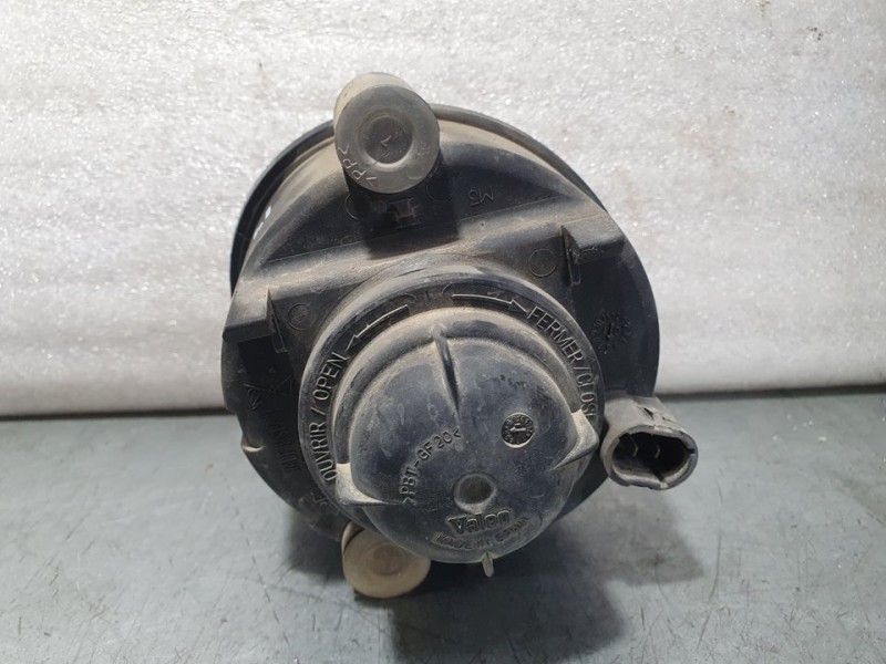 Recambio de faro antiniebla derecho para renault scenic (ja..) 1.9 dci century referencia OEM IAM 7700420127 67736900 VALEO