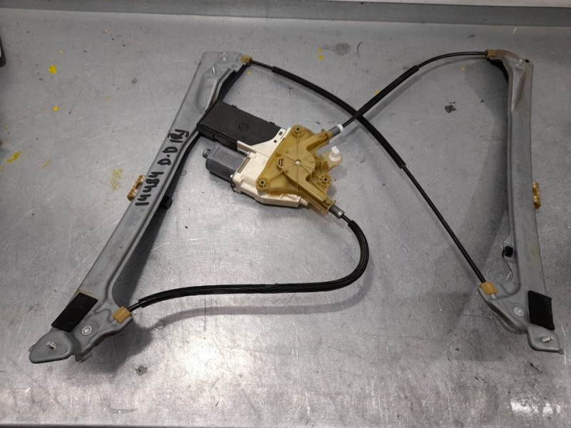 Recambio de elevalunas delantero derecho para renault laguna grandtour iii authentique referencia OEM IAM 807300001R  ELECTRICO