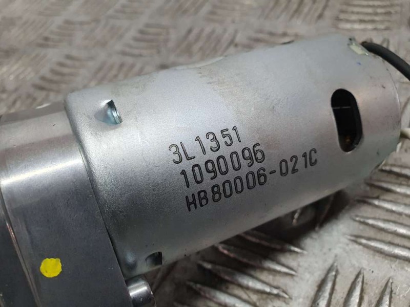 Recambio de motor porton trasero para opel insignia sports tourer selective referencia OEM IAM 13279362  