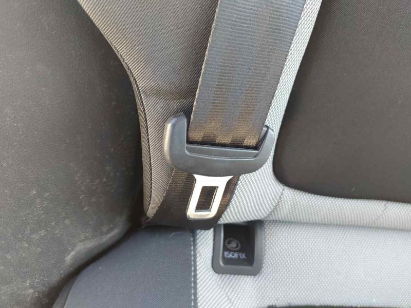Recambio de cinturon seguridad trasero derecho para skoda fabia ambition referencia OEM IAM 6V0857448  