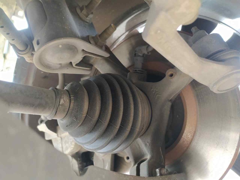 Recambio de mangueta delantera derecha para peugeot 208 (p2) allure referencia OEM IAM 9826877980  