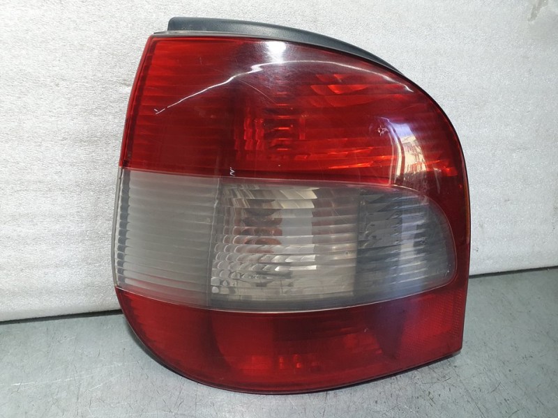 Recambio de piloto trasero izquierdo para renault scenic (ja..) 1.9 dci century referencia OEM IAM SIN REF  