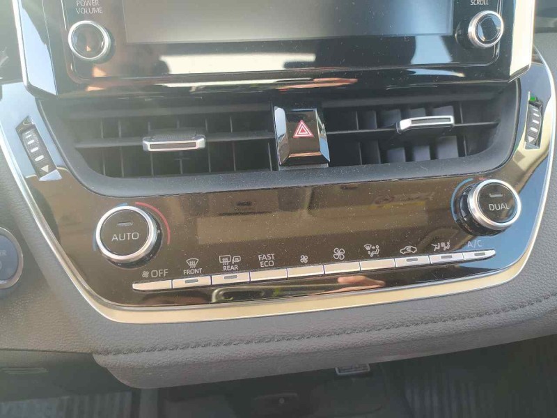 Recambio de mando climatizador para toyota corolla (e21) hybrid active referencia OEM IAM 5590002F30  