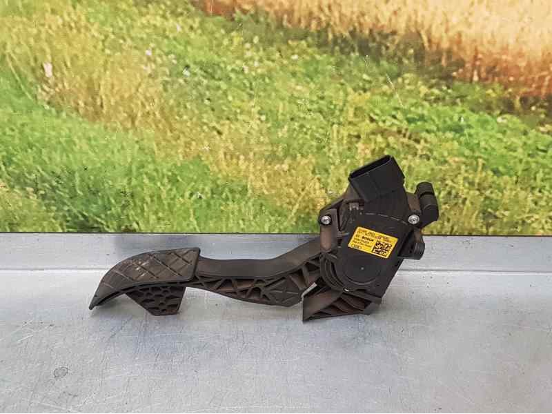 Recambio de potenciometro pedal para volkswagen polo (6c1) comfortline bluemotion referencia OEM IAM 6C1721503B 0280755223 BOSCH