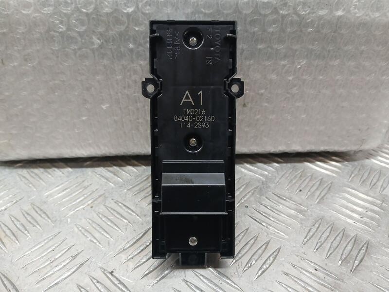 Recambio de mando elevalunas delantero izquierdo para toyota corolla (e21) hybrid active referencia OEM IAM 8404002160  1142S93