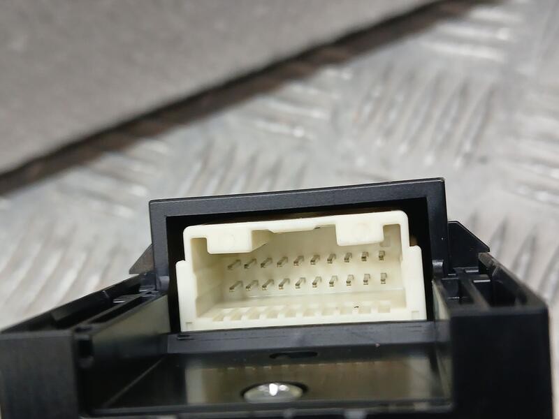 Recambio de mando elevalunas delantero izquierdo para toyota corolla (e21) hybrid active referencia OEM IAM 8404002160  1142S93