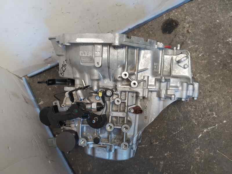 Recambio de caja cambios para kia stonic (ybcuv) tech referencia OEM IAM U32VNH 020947 6 VELOCIDADES