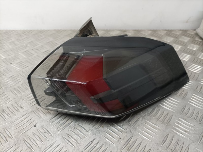 Recambio de piloto trasero derecho para peugeot 2008 (p1) allure referencia OEM IAM 9838190480  EXTERIOR LED
