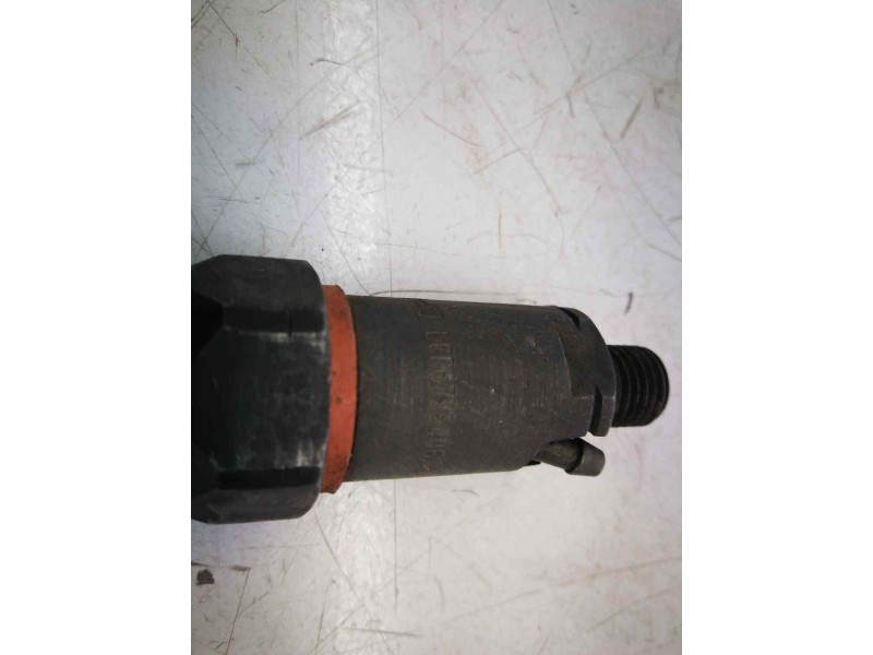 Recambio de inyector para renault kangoo (f/kc0) 1.9 diesel referencia OEM IAM LCR6735406H  DELPHI