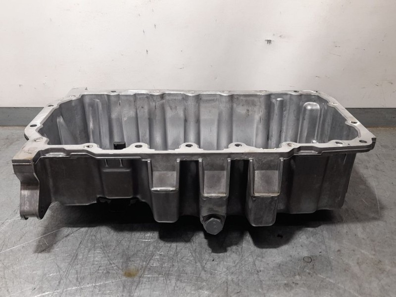 Recambio de carter para volkswagen passat berlina (3c2) 2.0 tdi referencia OEM IAM   