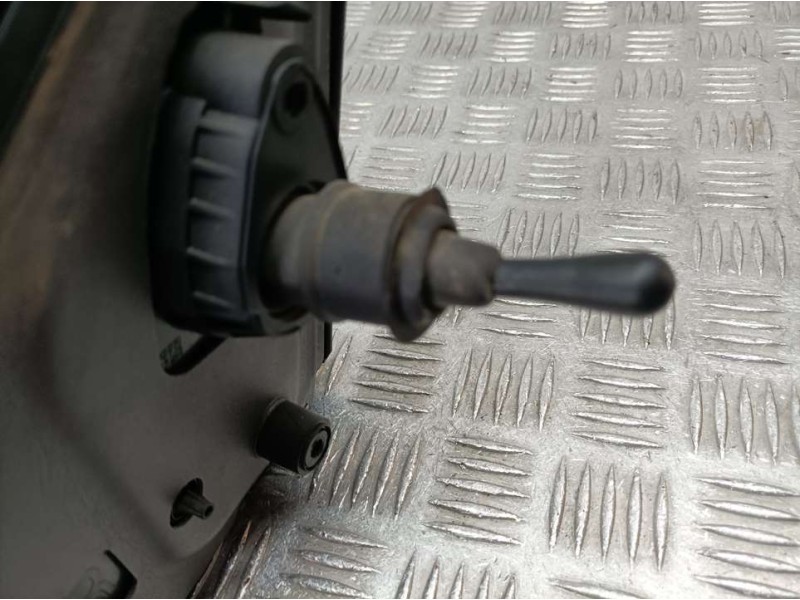 Recambio de retrovisor derecho para toyota aygo kgb40(hb)/kgb40l business referencia OEM IAM 0313117  C/ MANDO