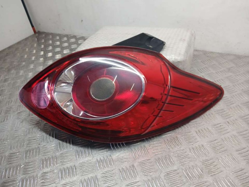 Recambio de piloto trasero derecho para ford ka (ccu) trend + referencia OEM IAM 9S5113A602AA 21730202 