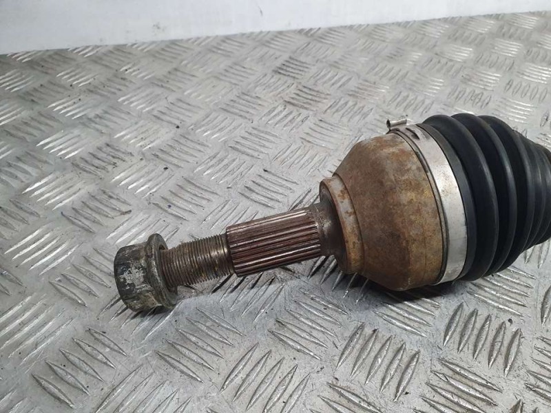 Recambio de transmision delantera izquierda para nissan qashqai (j10) acenta referencia OEM IAM 39101JD52B  