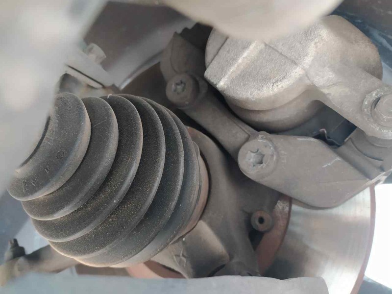 Recambio de mangueta delantera izquierda para peugeot 208 (p2) allure referencia OEM IAM 9826878080  