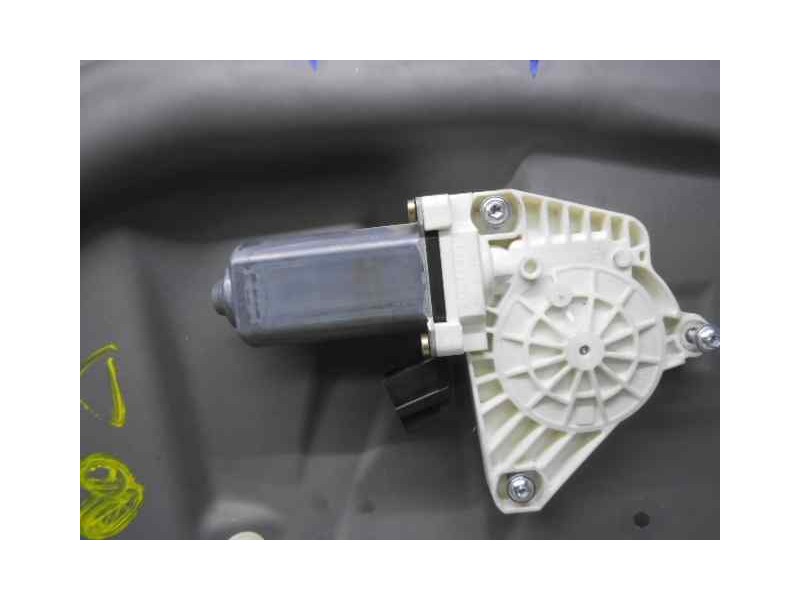 Recambio de elevalunas delantero izquierdo para mercedes-benz clase a (w169) a 170 (169.032) referencia OEM IAM   ELECTRICO