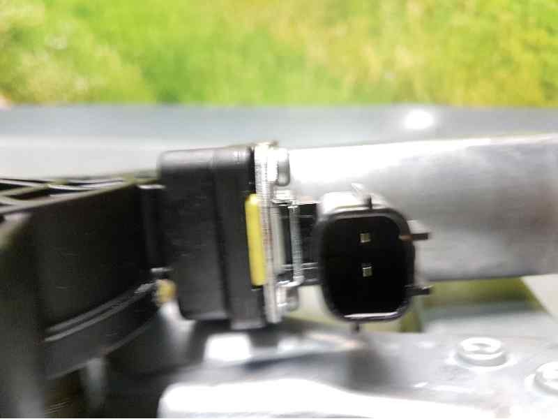 Recambio de elevalunas delantero derecho para dacia sandero stepway referencia OEM IAM 807209299R 2 PINS ELECTRICO