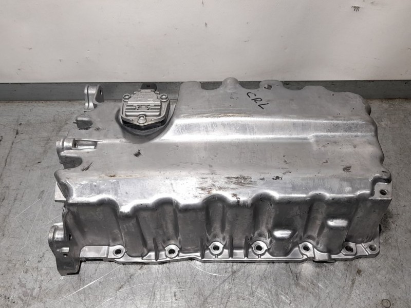 Recambio de carter para audi a3 (8vk) 2.0 16v tdi referencia OEM IAM   