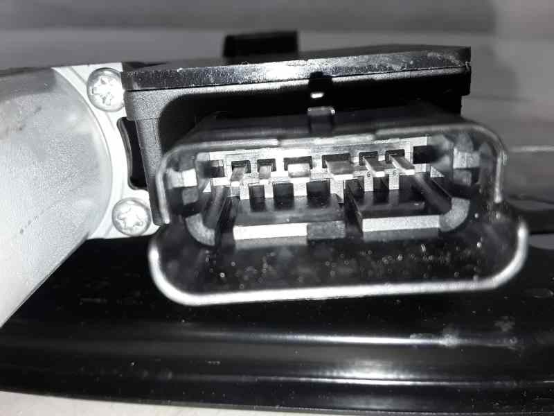 Recambio de elevalunas delantero izquierdo para nissan qashqai (j11) acenta referencia OEM IAM 807014EA0C C17310200 BROSE