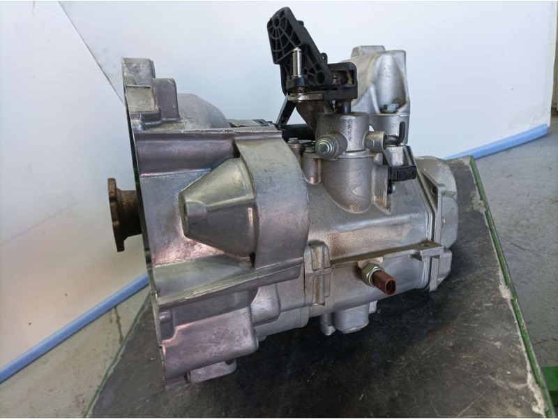 Recambio de caja cambios para seat ibiza (kj1) style referencia OEM IAM UHC 230922 6VELOCIDADES