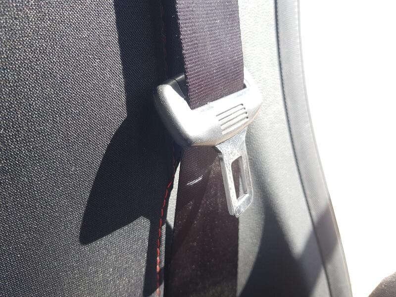 Recambio de cinturon seguridad trasero izquierdo para mg zs suv (azs1) 1.5 vti referencia OEM IAM 10254110  