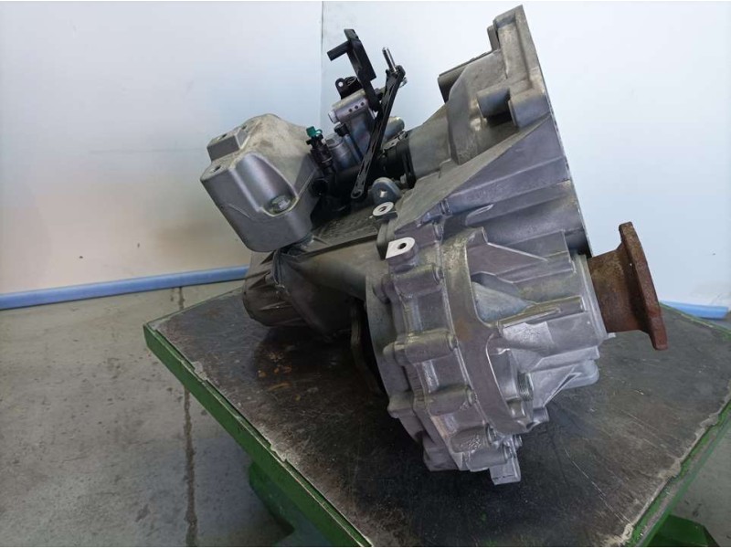 Recambio de caja cambios para seat ibiza (kj1) style referencia OEM IAM UHC 230922 6VELOCIDADES