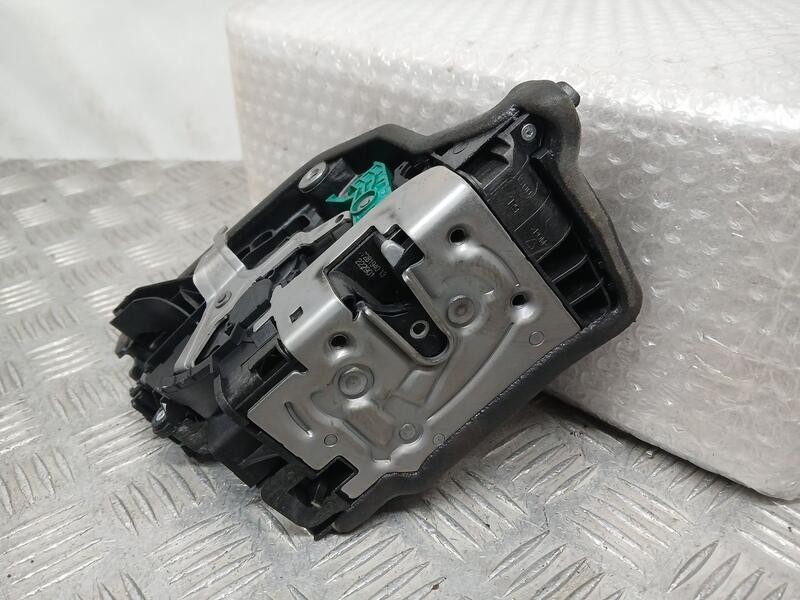 Recambio de cerradura puerta trasera derecha para bmw x2 (f39) sdrive18d referencia OEM IAM 7281940  