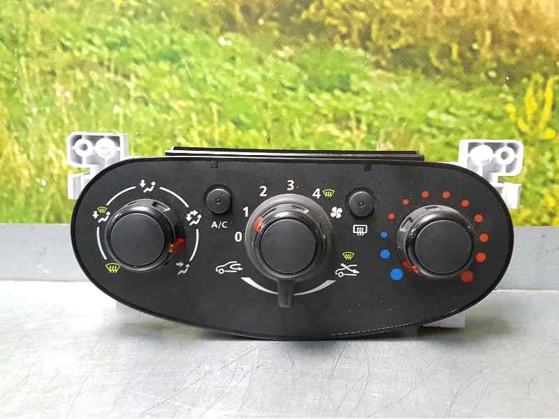 Recambio de mando calefaccion / aire acondicionado para dacia sandero stepway referencia OEM IAM T83703A  