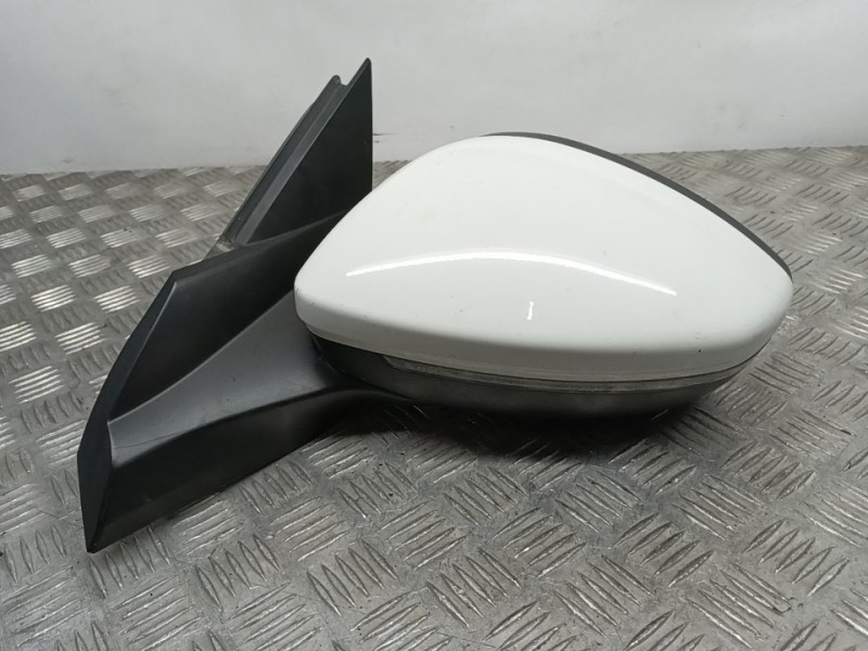 Recambio de retrovisor izquierdo para peugeot 2008 (p1) allure referencia OEM IAM 98271327XT  ELECTRICO