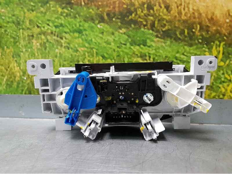 Recambio de mando calefaccion / aire acondicionado para dacia sandero stepway referencia OEM IAM T83703A  