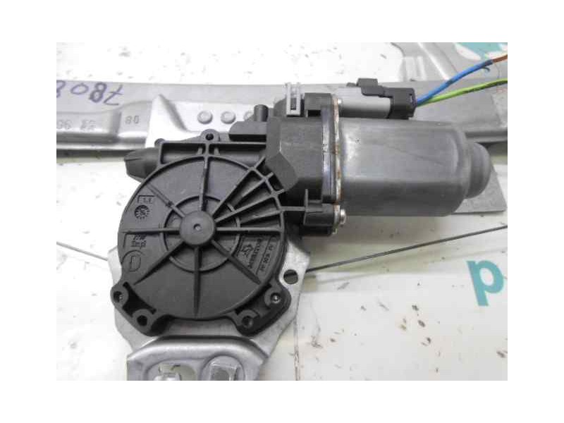 Recambio de elevalunas delantero derecho para peugeot 207 sport referencia OEM IAM   2 PINS