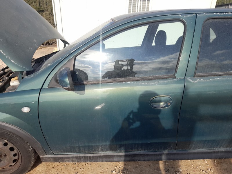 Recambio de puerta delantera izquierda para opel corsa c (x01) 1.2 (f08, f68) referencia OEM IAM 13114683  