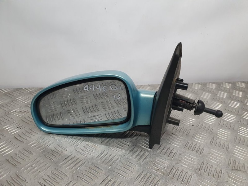 Recambio de retrovisor izquierdo para chevrolet kalos 1.4 se referencia OEM IAM SIN REF  